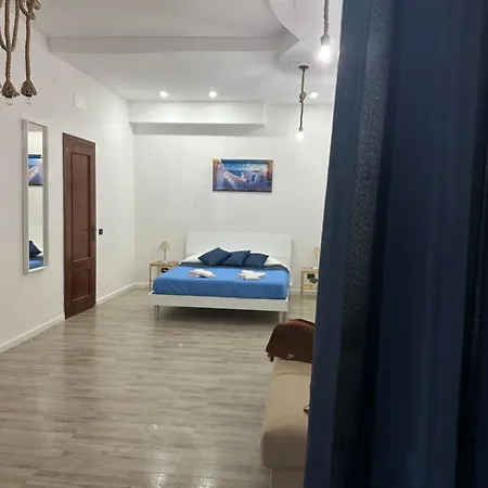 Maison Margot בית הארחה פוזולי
